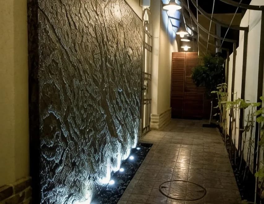 Molcho Neve Tzedek