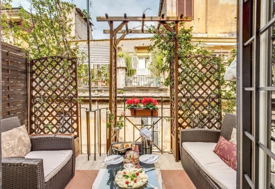 Pantheonview - Luxury Suites