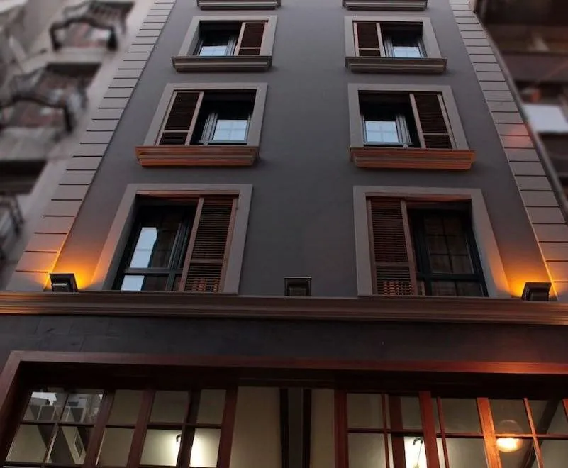 Alba Hotel