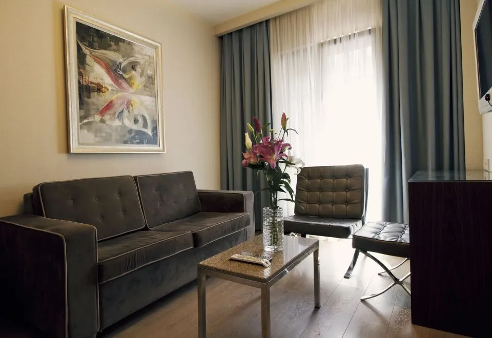 Alba Hotel