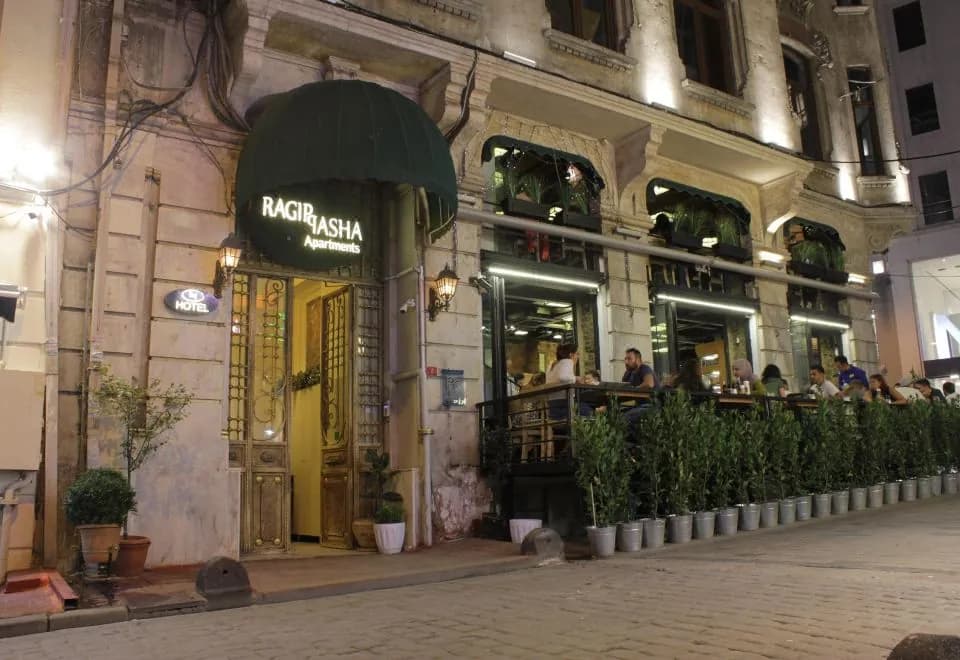 Ragip Pasha Apartments