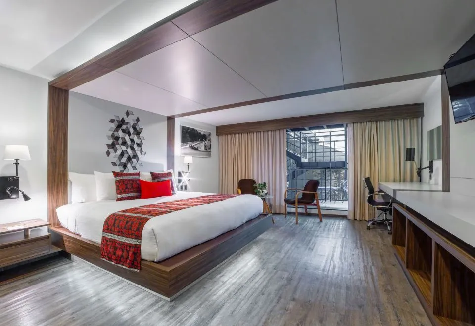 FlowSuites Condesa - Adults Only
