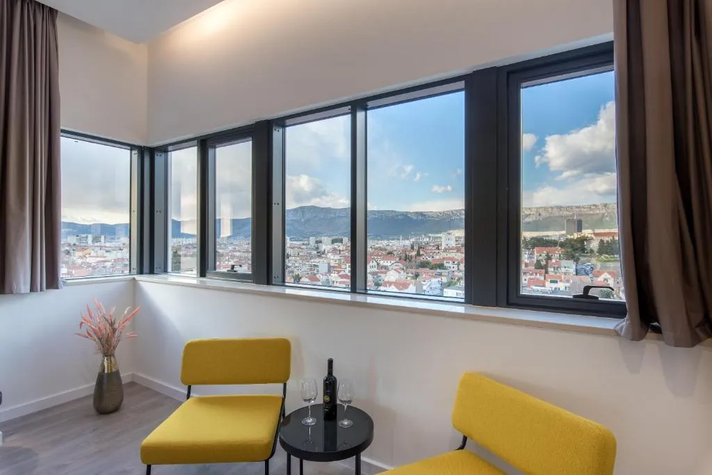 Seascape Luxury Rooms