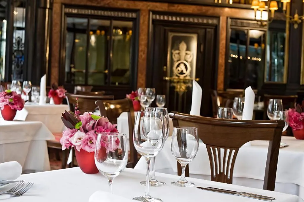 Karoly Boutique Suites, Best Location by BQA