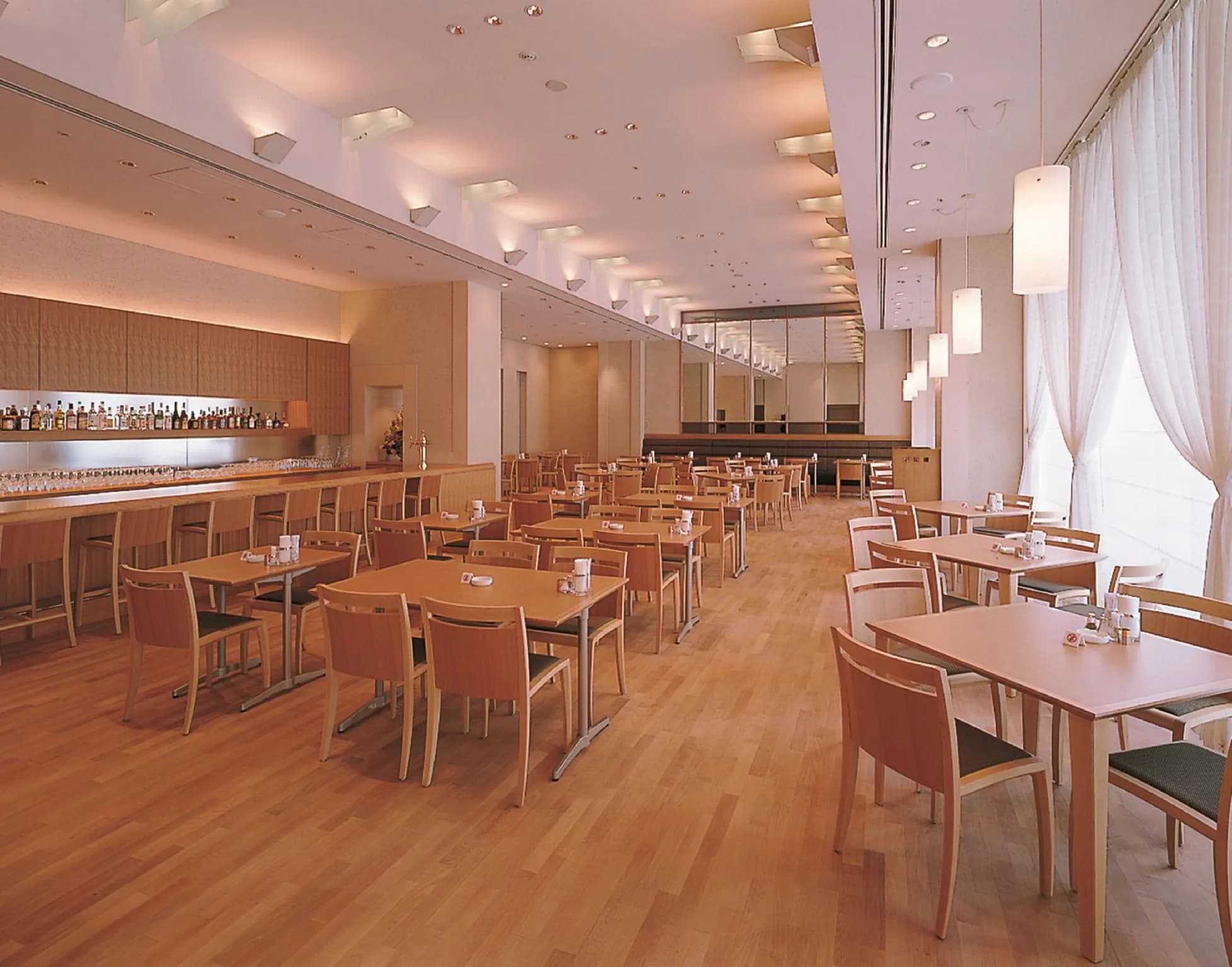 Toshi Center Hotel
