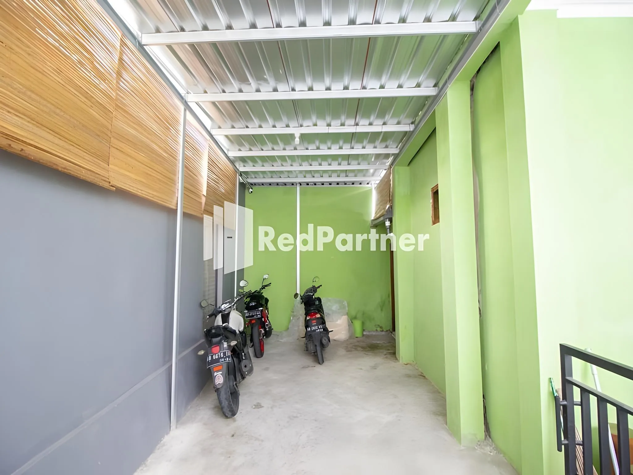 Halona Residence near Pakuwon Mall Jogja Mitra RedDoorz