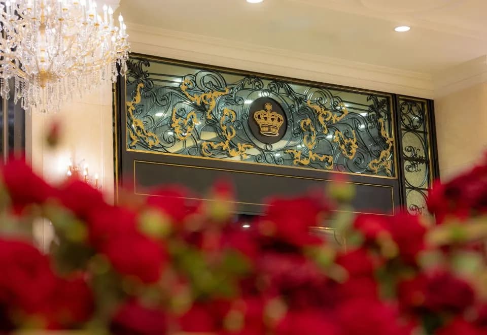 Grand Emperor Hotel