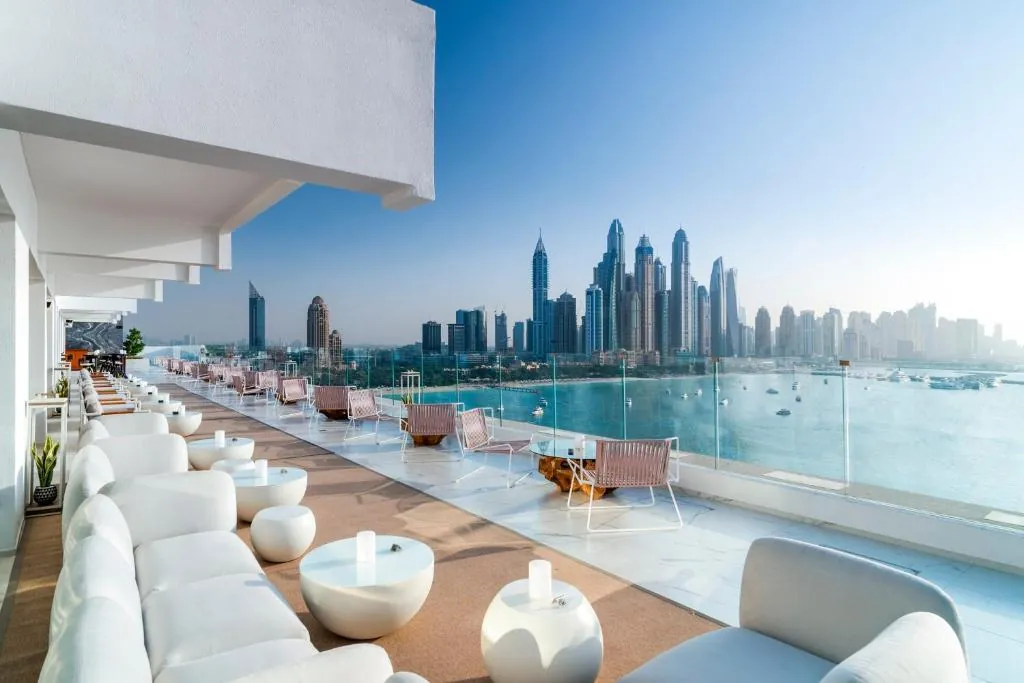 Maison Privee - Glamourous Apt with Sea Views at FIVE Palm