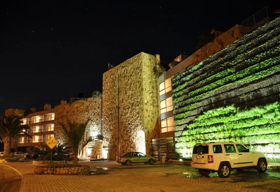 Radisson Blu Acqua Hotel & Spa Concon