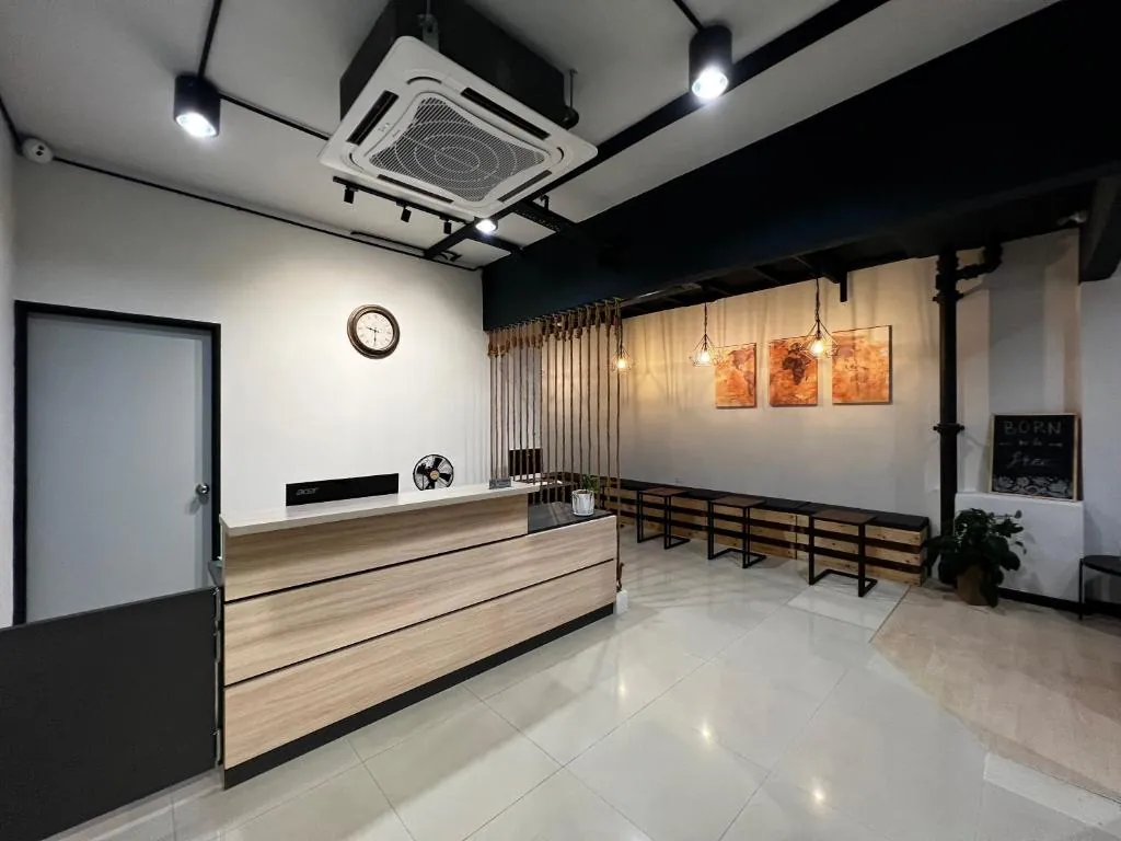 The Freedom Club Hostel KL