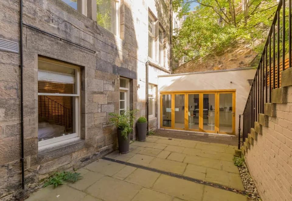 Destiny Scotland - Q-Residence