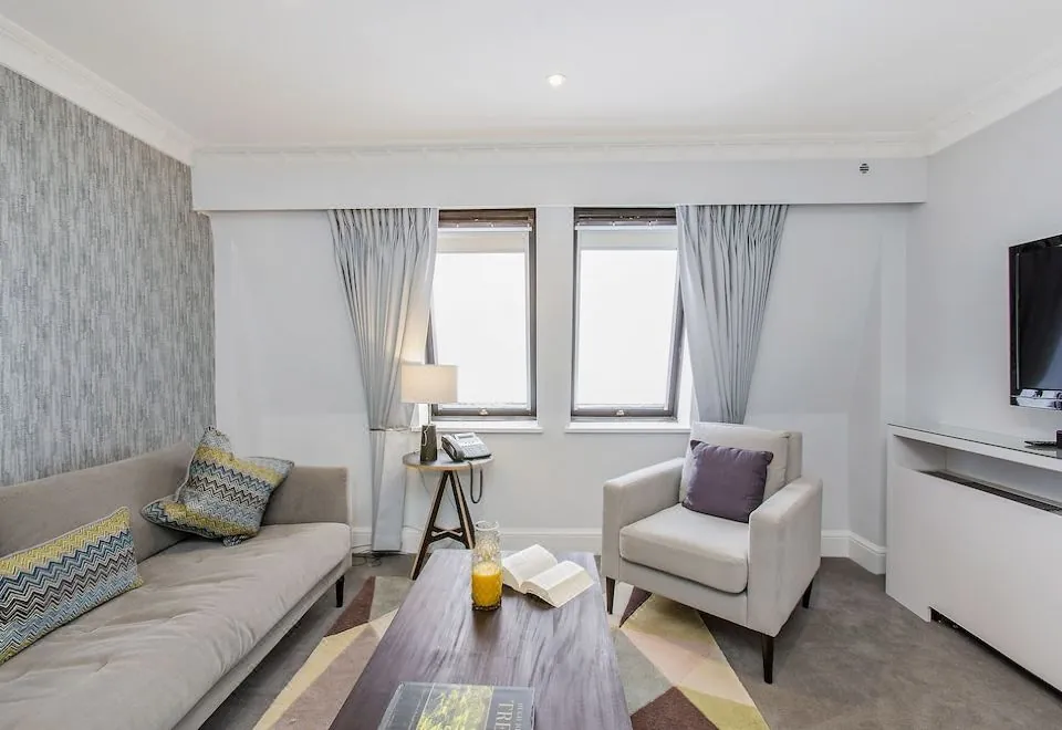 Mayfair House