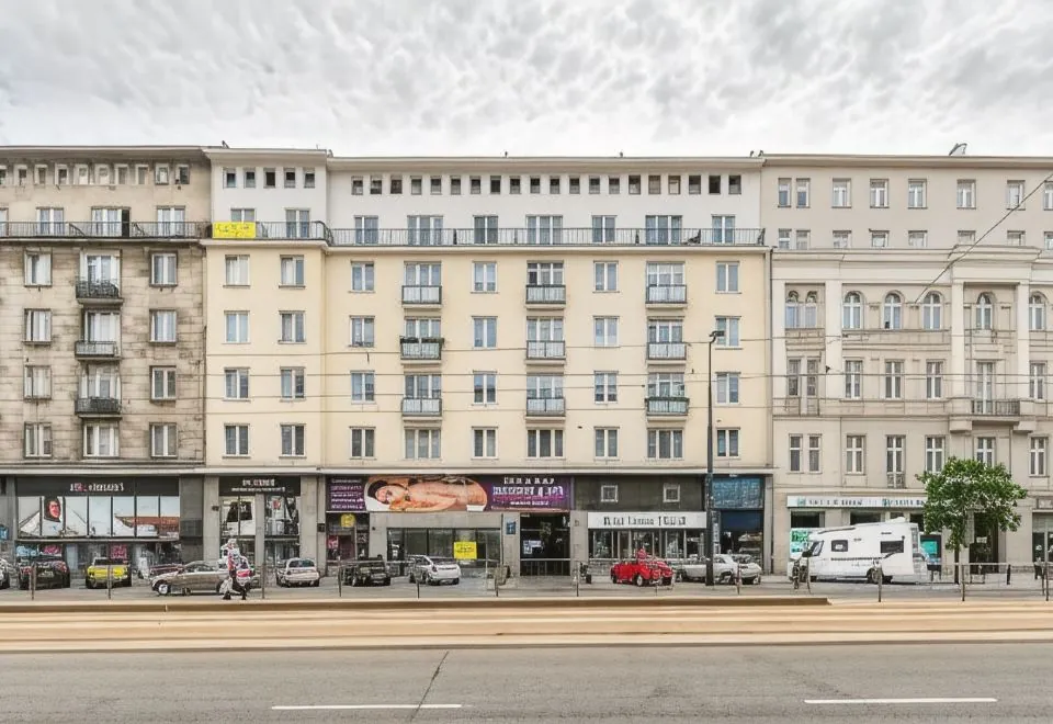 Apartamenty Wawa Centrum by Your Freedom