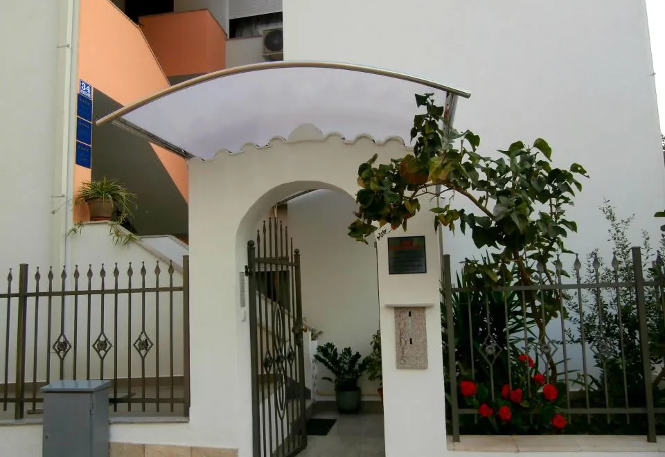 Apartments Cordis
