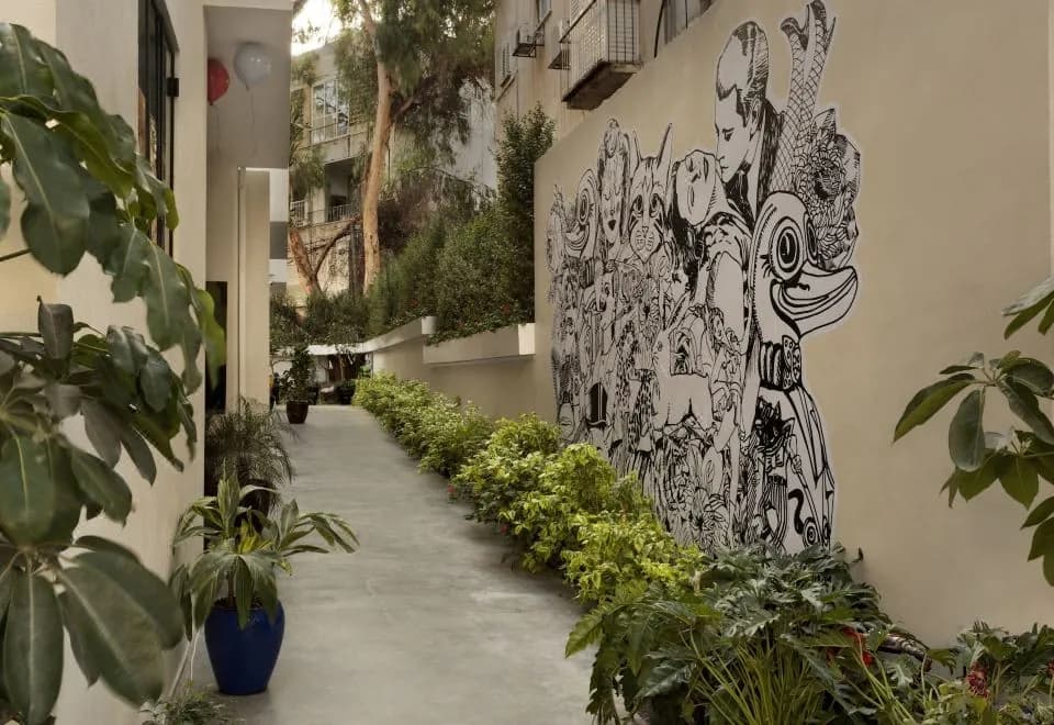 Cucu Hotel