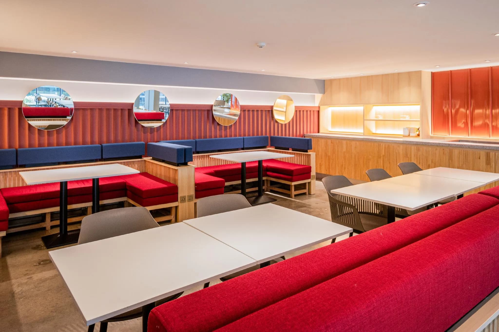 Blue Hippo Hotel