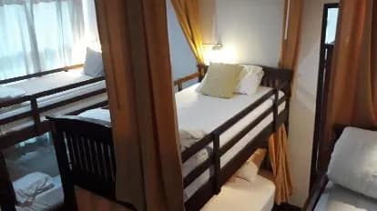 House 23 Guesthouse