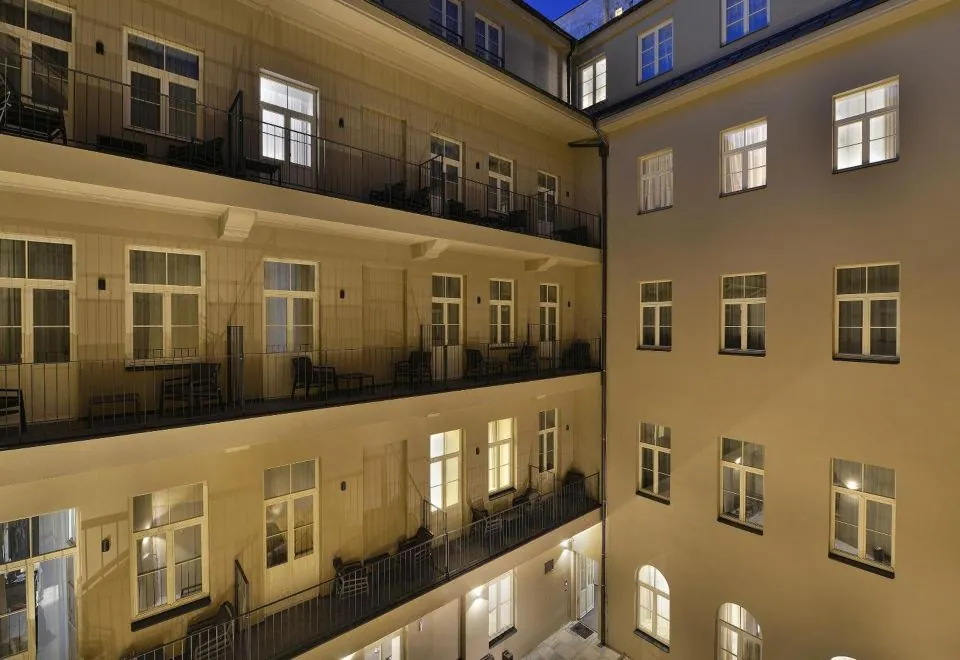 EA Hotel New Town