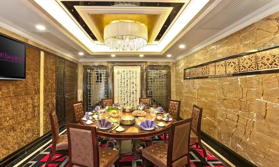 Emperor Hotel