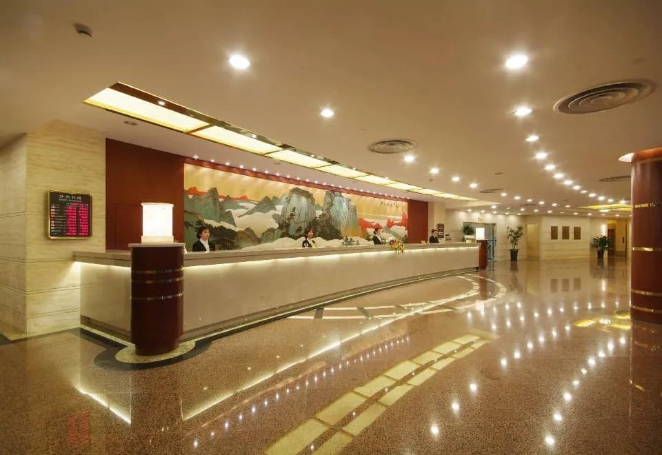 Jin Jiang Pine City Hotel