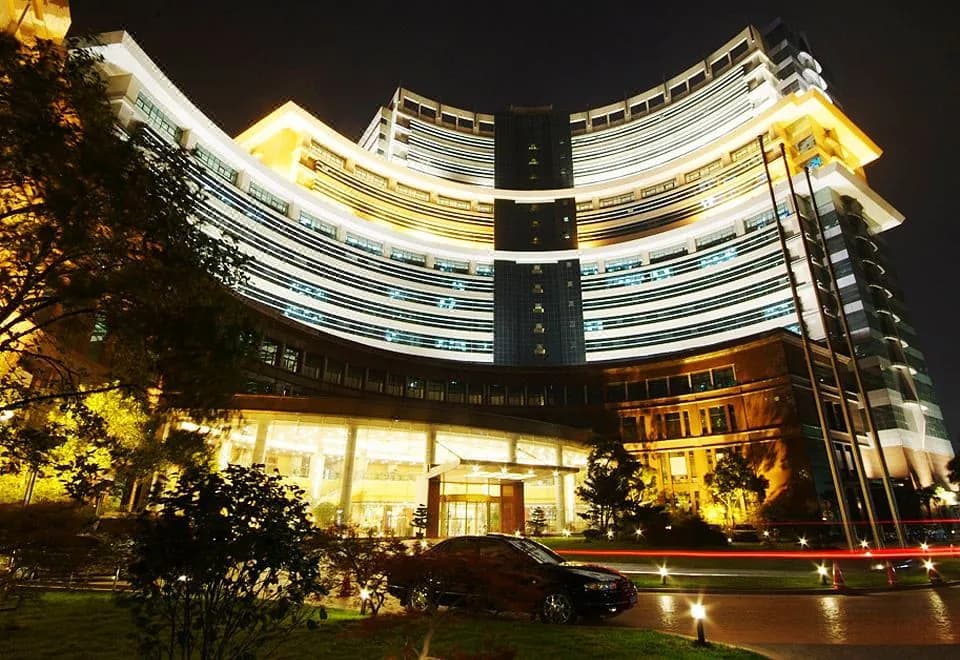 Jin Jiang Pine City Hotel