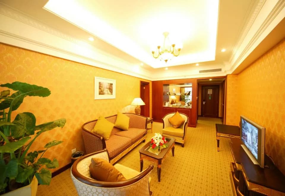 Jin Jiang Pine City Hotel