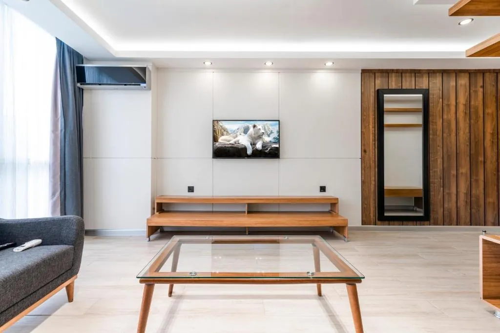 Maa Hotel & Suites