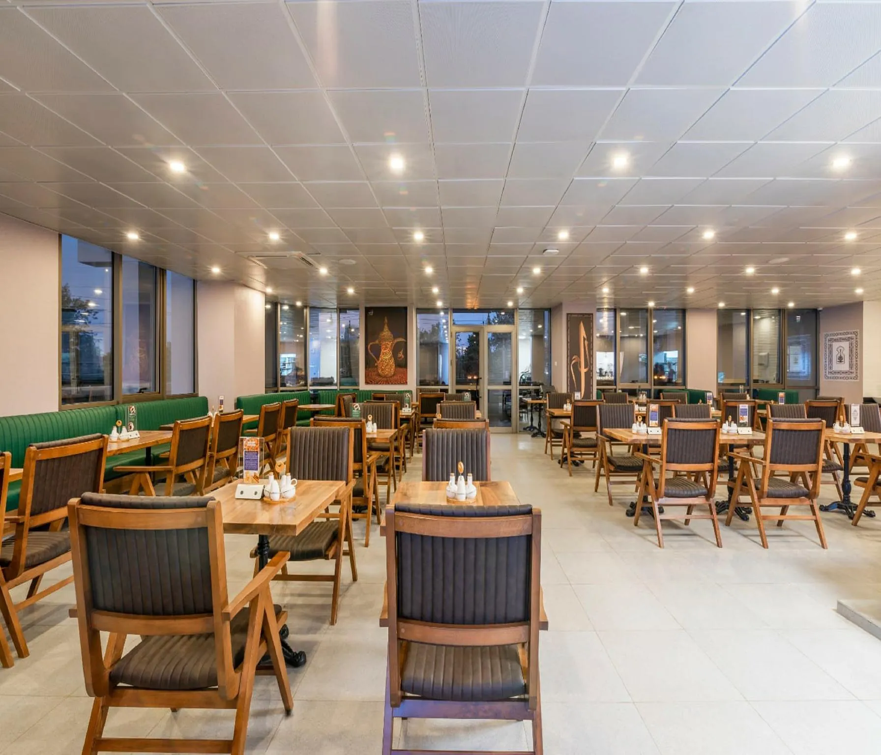 Maa Hotel & Suites