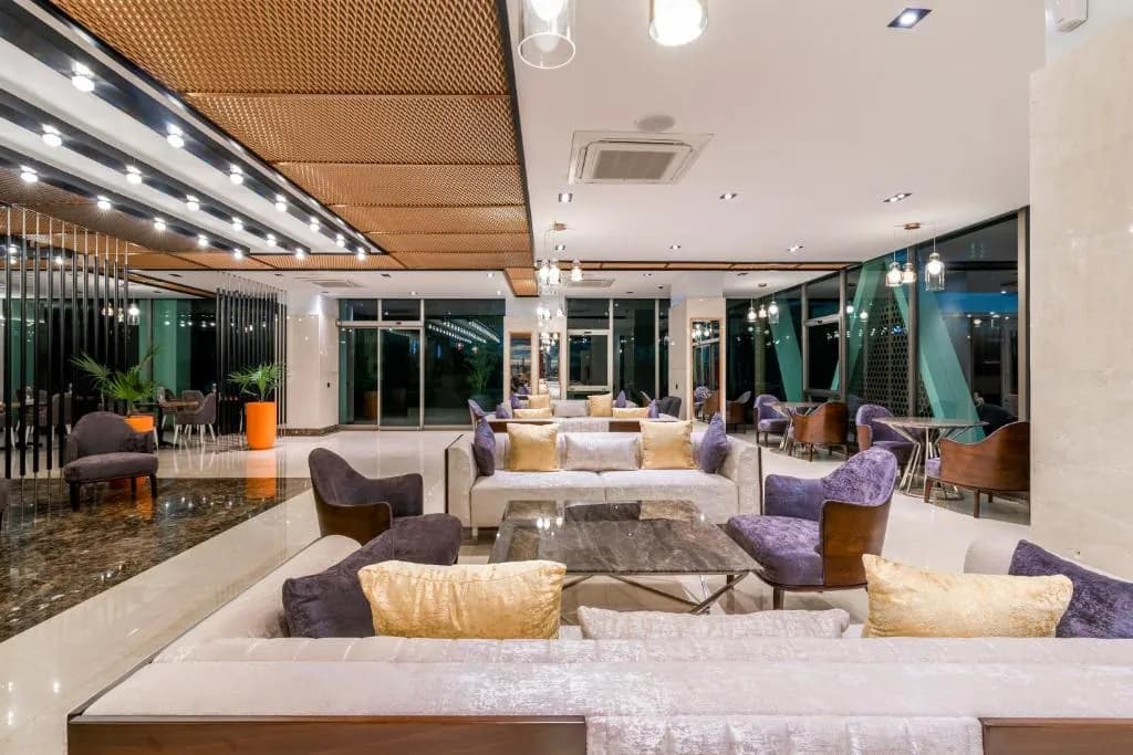 Maa Hotel & Suites