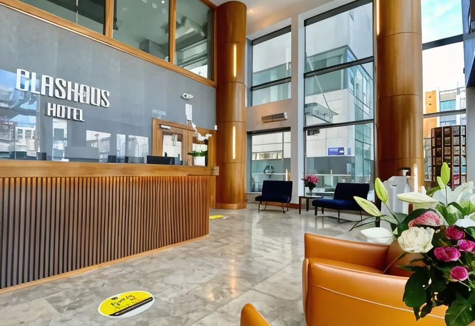 Glashaus Hotel