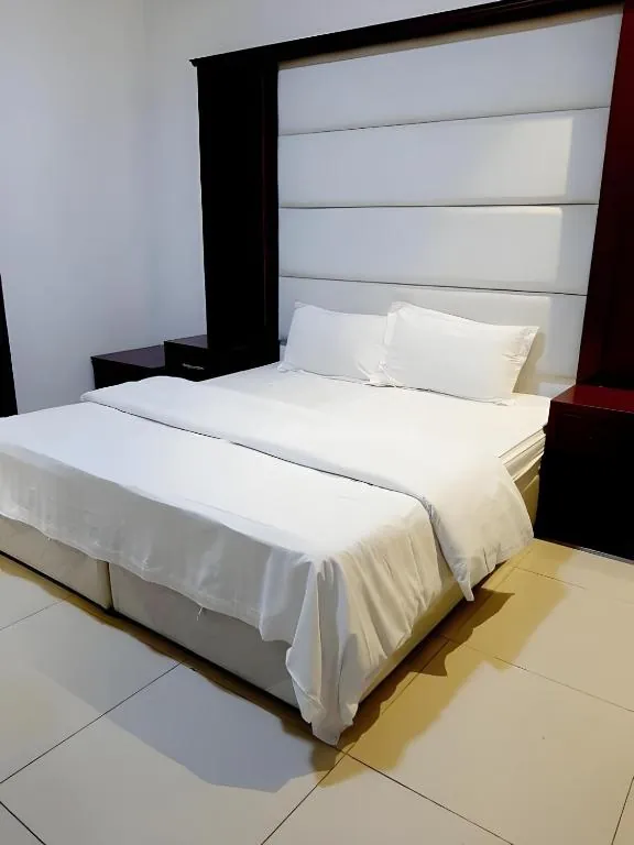 Ahlin Suites 3