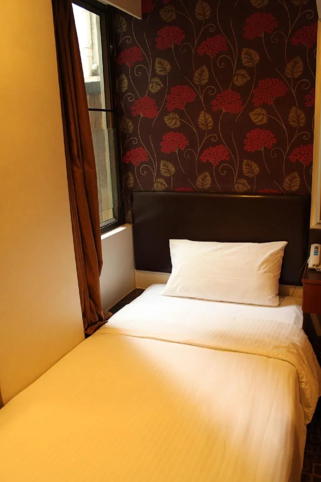 Lander Inn