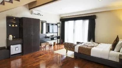 Flamingo Dewata Suite