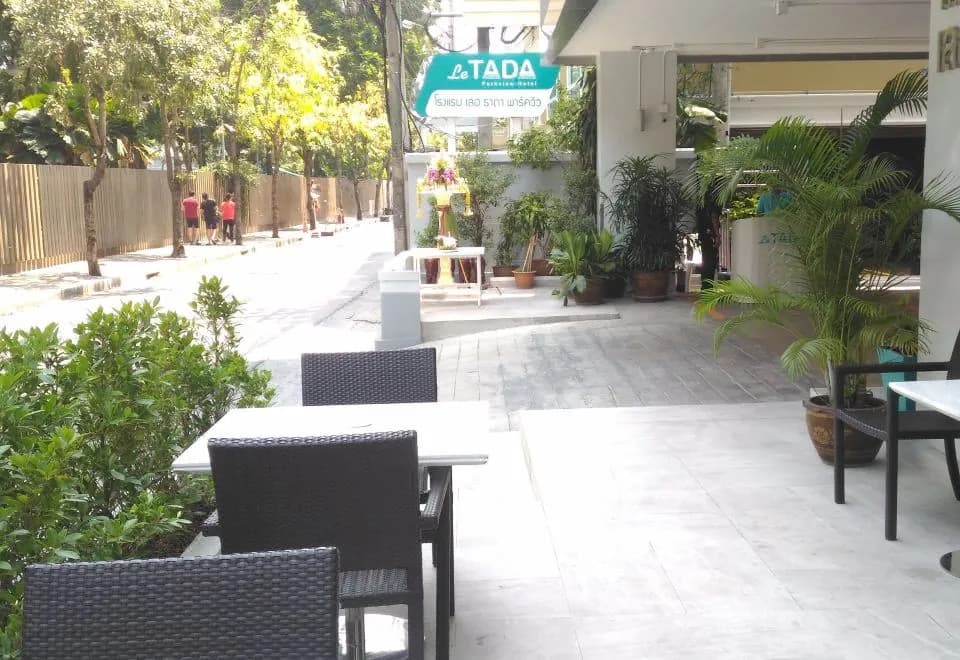 Le Tada Parkview Hotel