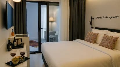 Sparkle Hotel