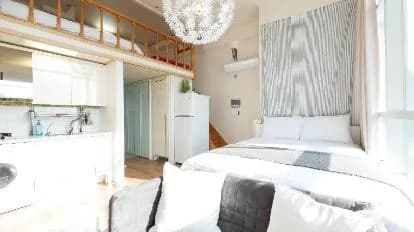 Travel House