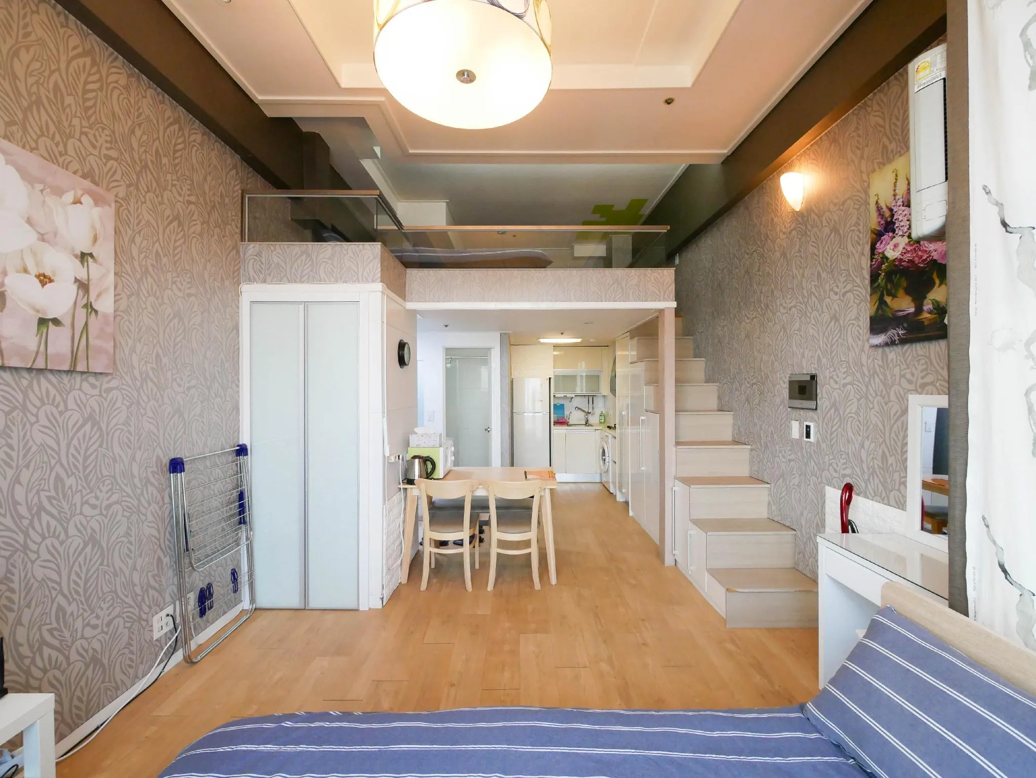 Travel House