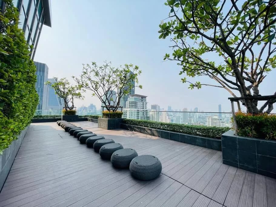 Luxury 1Bed 1Bath 300m BTS Phrom Phong, Emporium