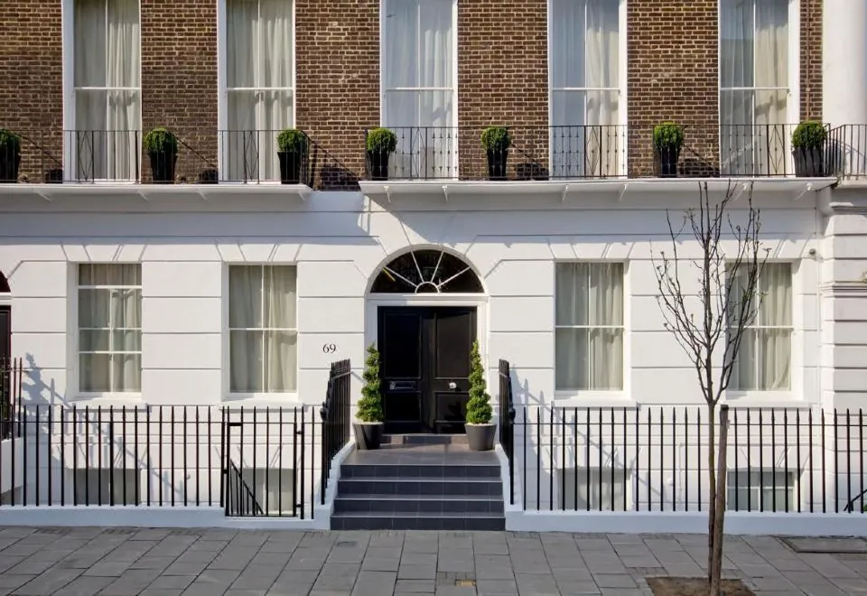 Guilford Street Apartments