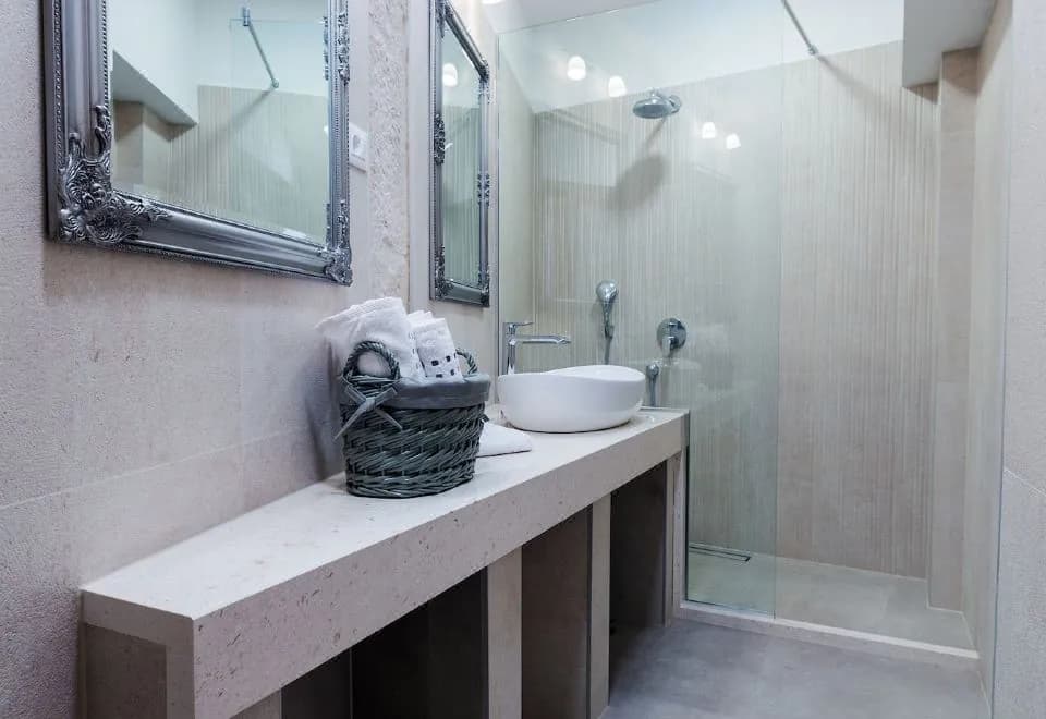 Apartments & Rooms Dujam
