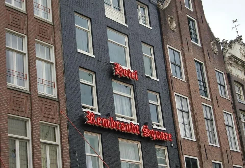 Rembrandt Square Hotel