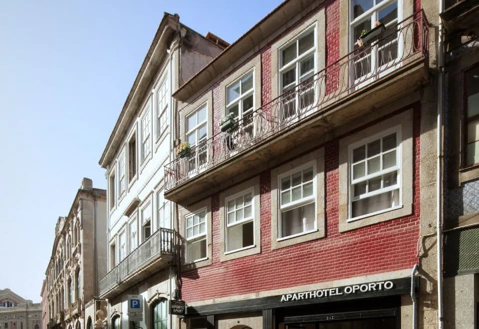 Aparthotel Oporto Entreparedes