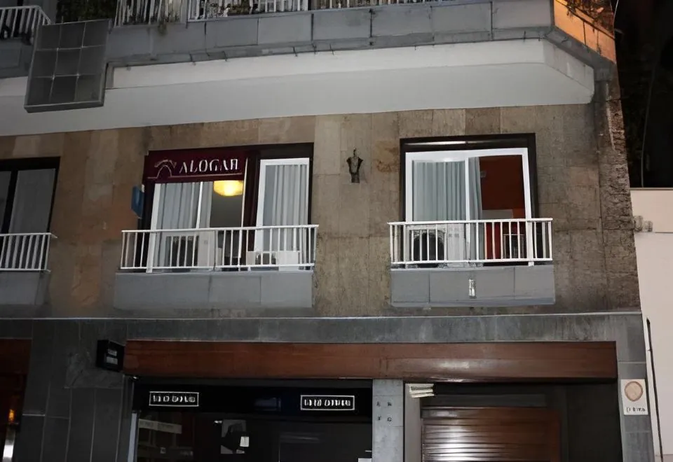 Hostal Alogar