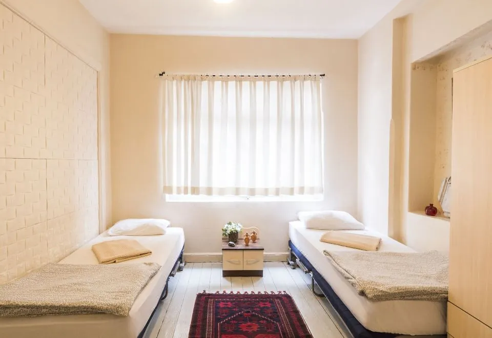 Levanten Hostel