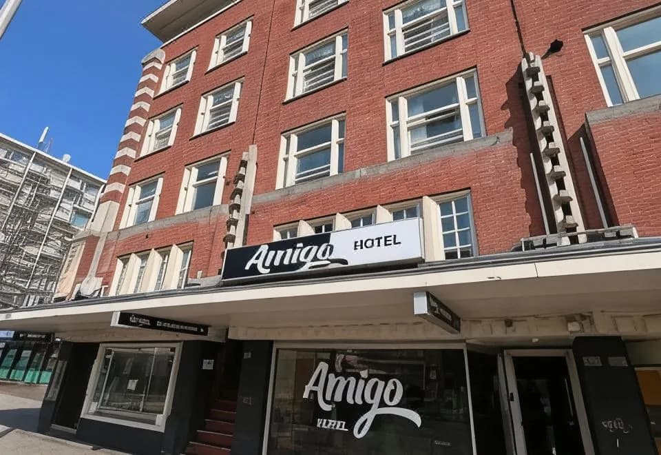 Amigo Budget Hotel