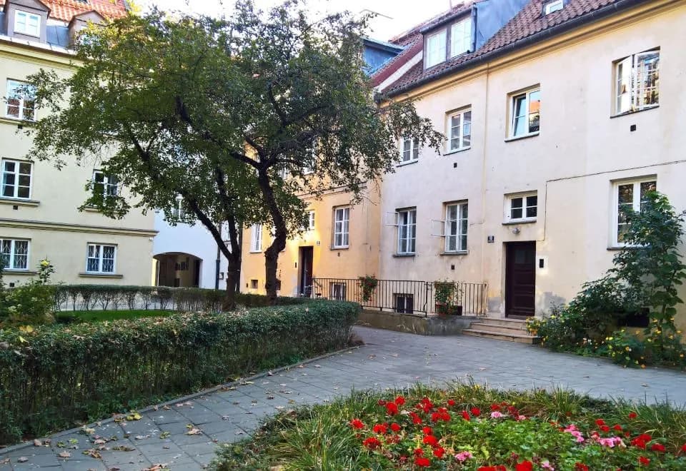 Stone Steps Apartments