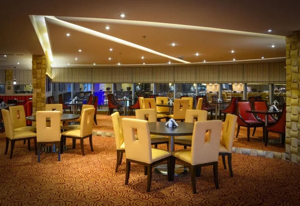 Golden Ocean Hotel