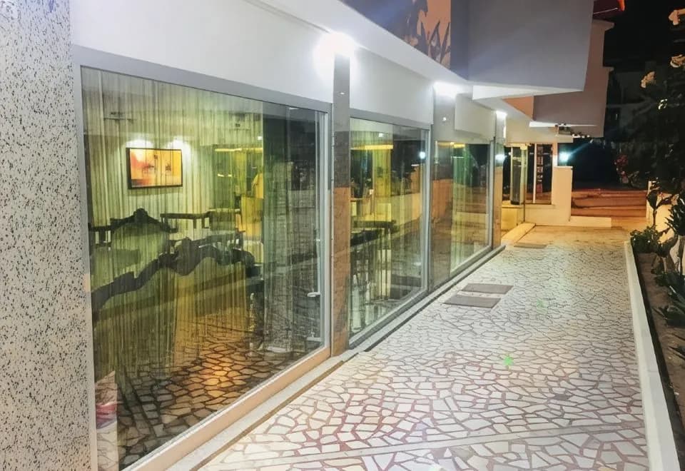 Lara Kapris Hotel
