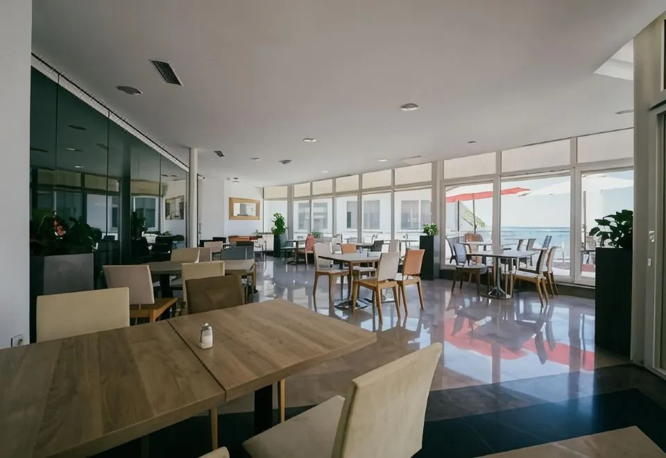 Barbara Piran Beach Hotel