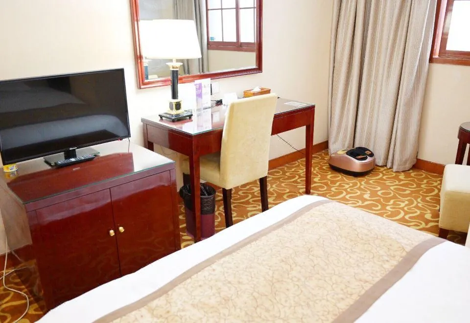 Zhongdian Hotel